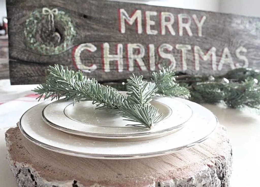 Rustic Christmas table setting