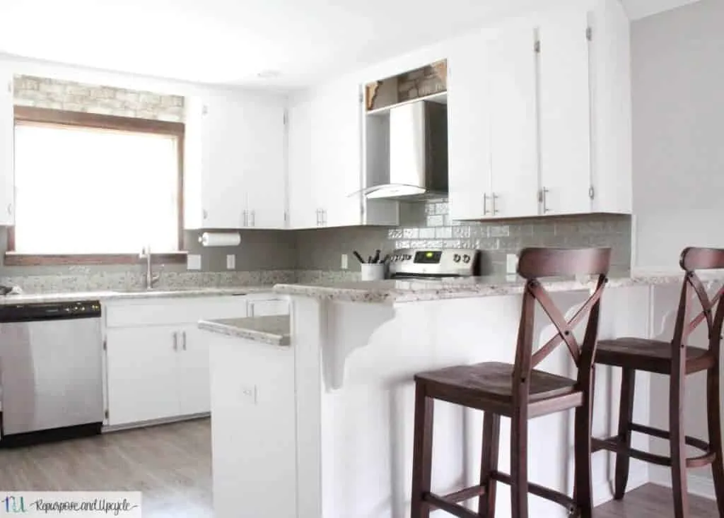 white cabinet kitchen