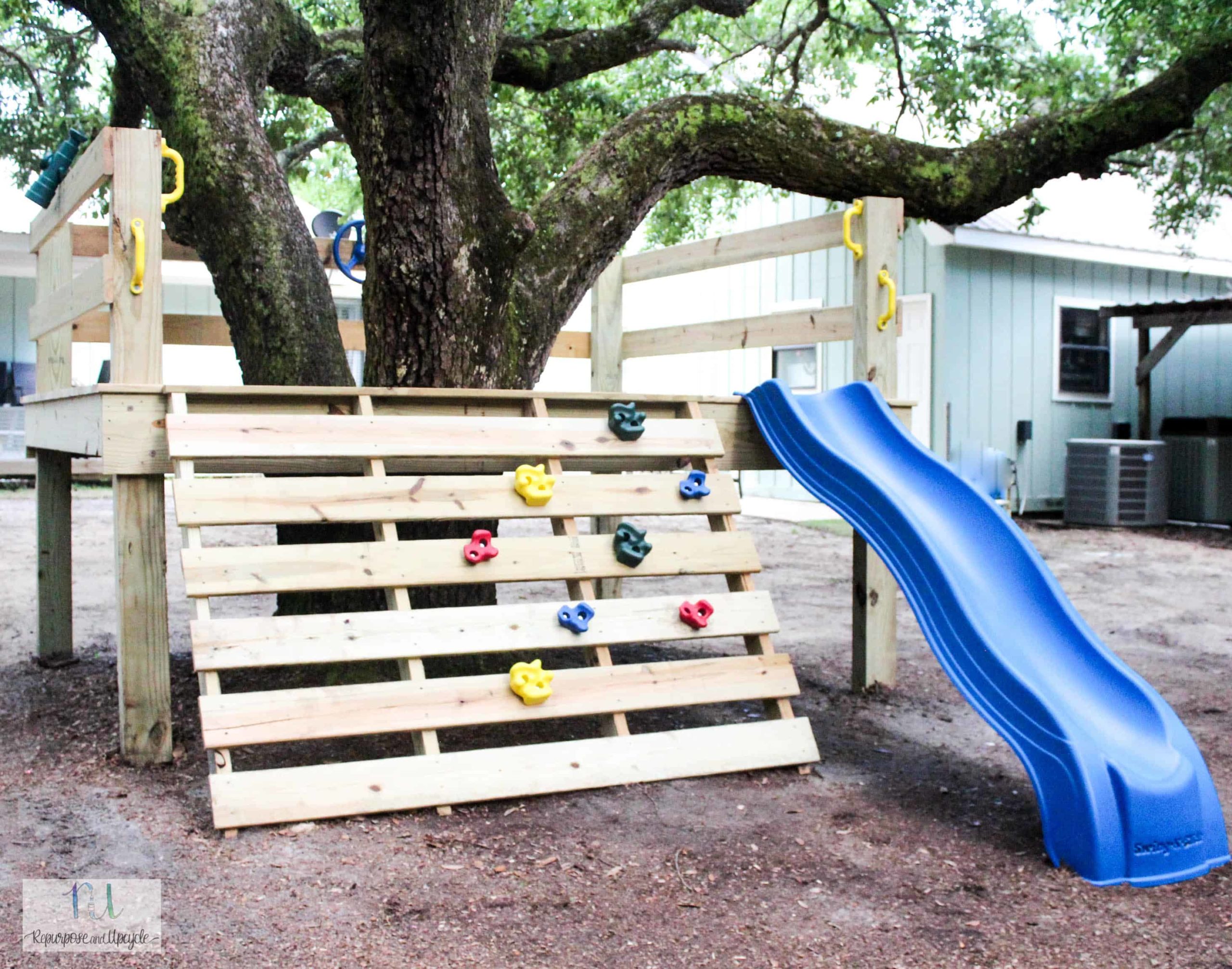 DIY Platform Tree House