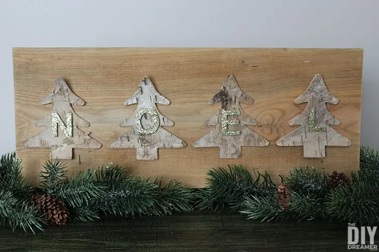 DIY Holiday Wood Sign