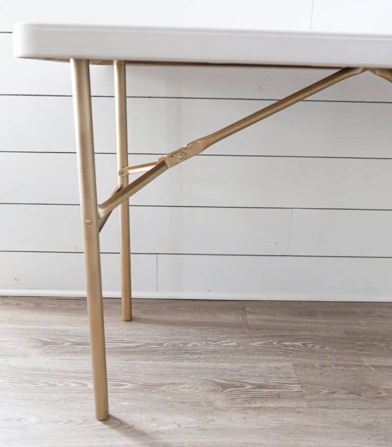 How to use Retique It Liquid Wood with a Folding Table Makeover