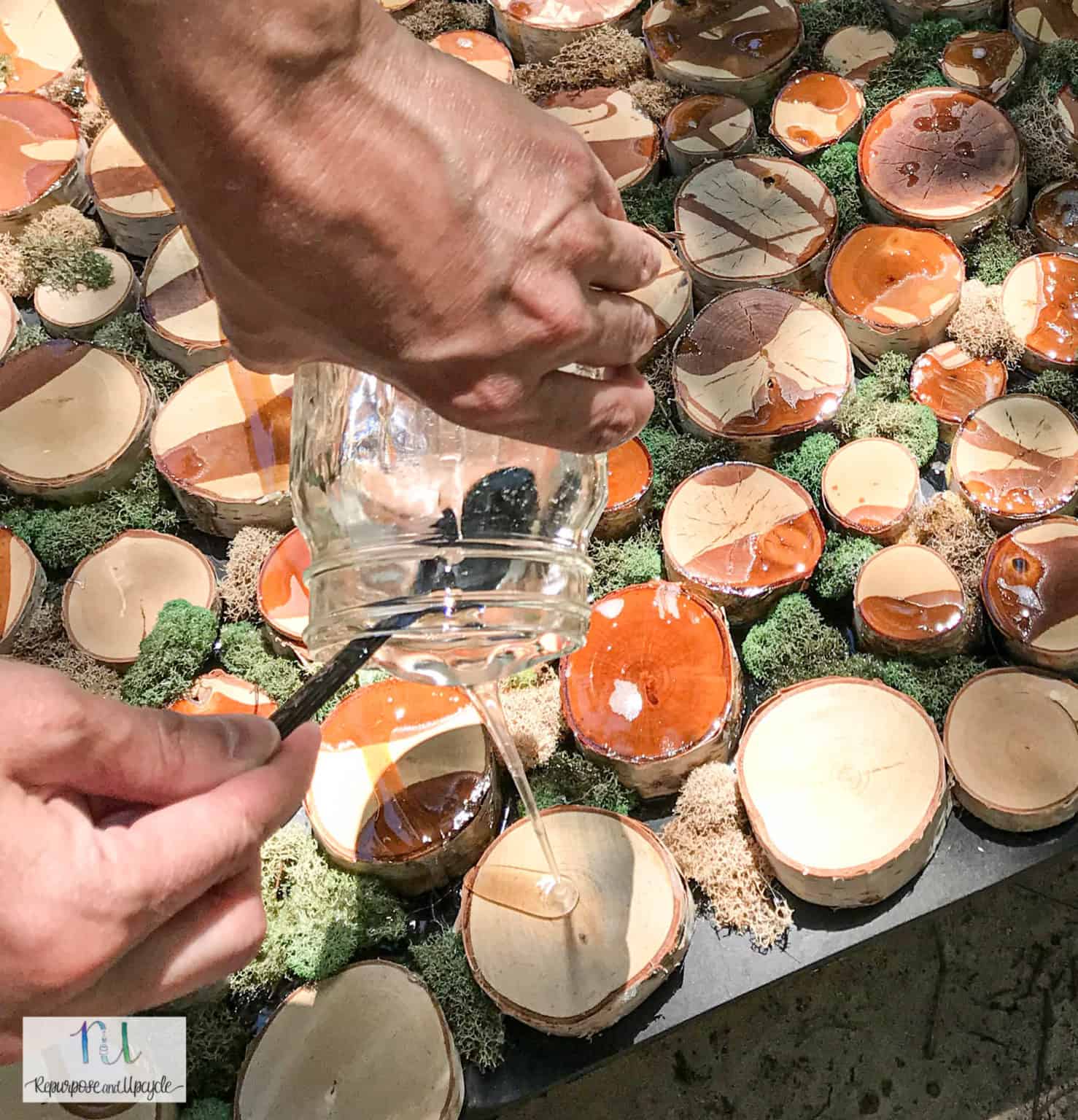 Epoxy Resin Pour tips for Successful Epoxy Pours