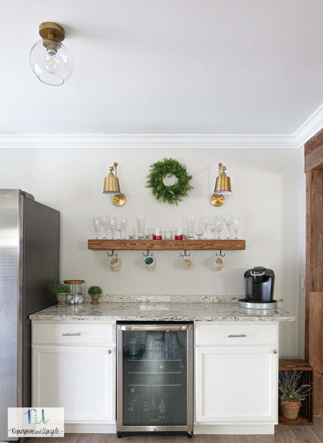 Best Clear Coat for Wood for a Lasting Finish