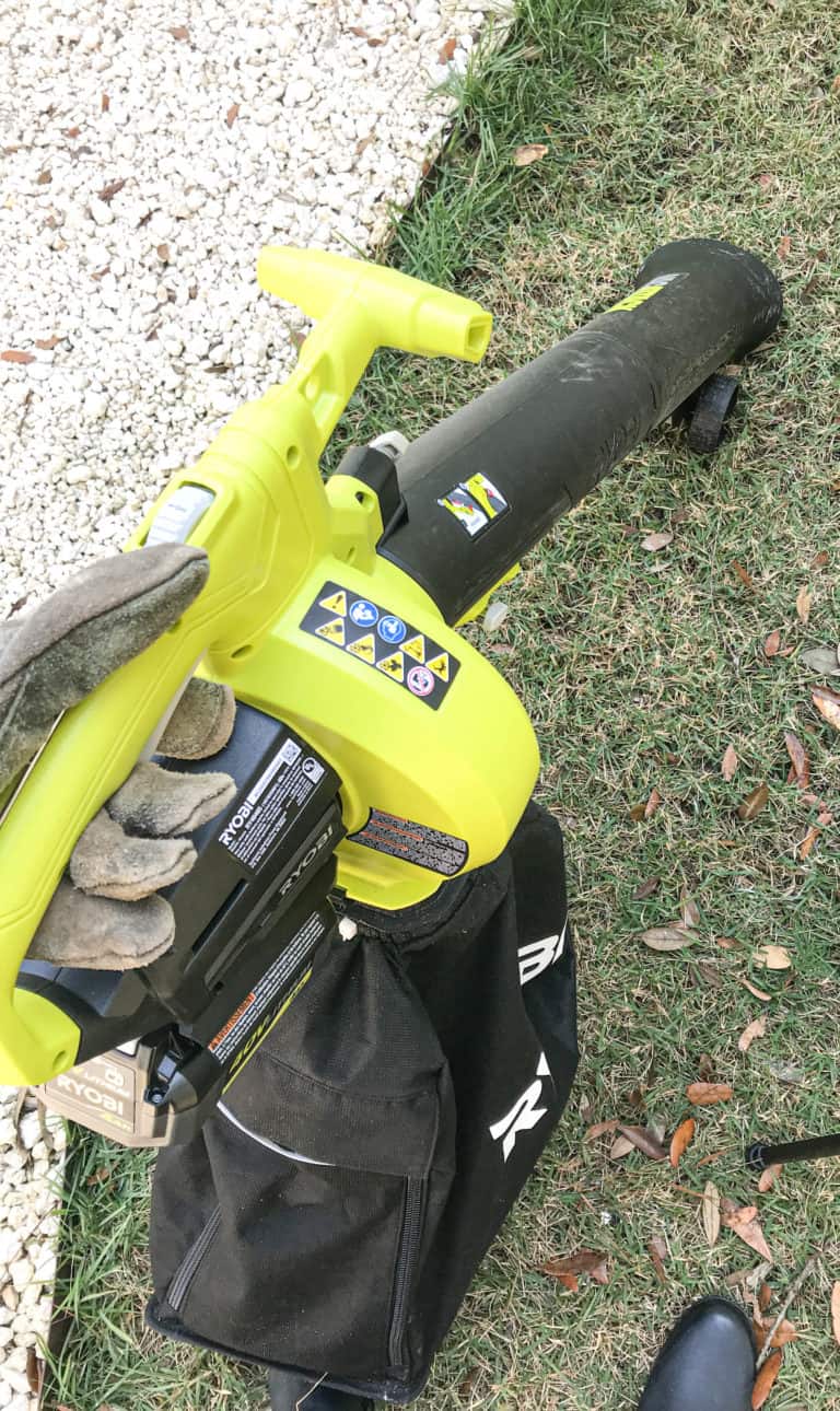 Gravel Patio Refresh with my new Ryobi Leaf Vacuum