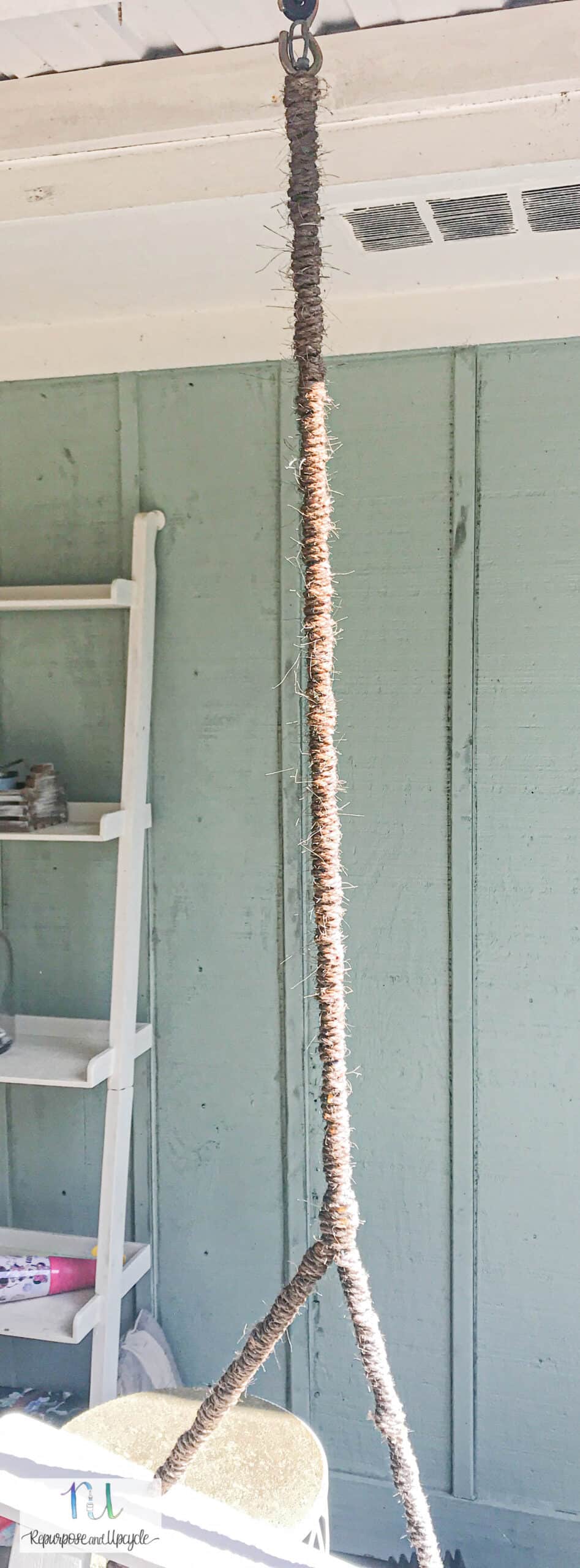 How to Wrap a Chain with Sisal Rope on a Porch Swing