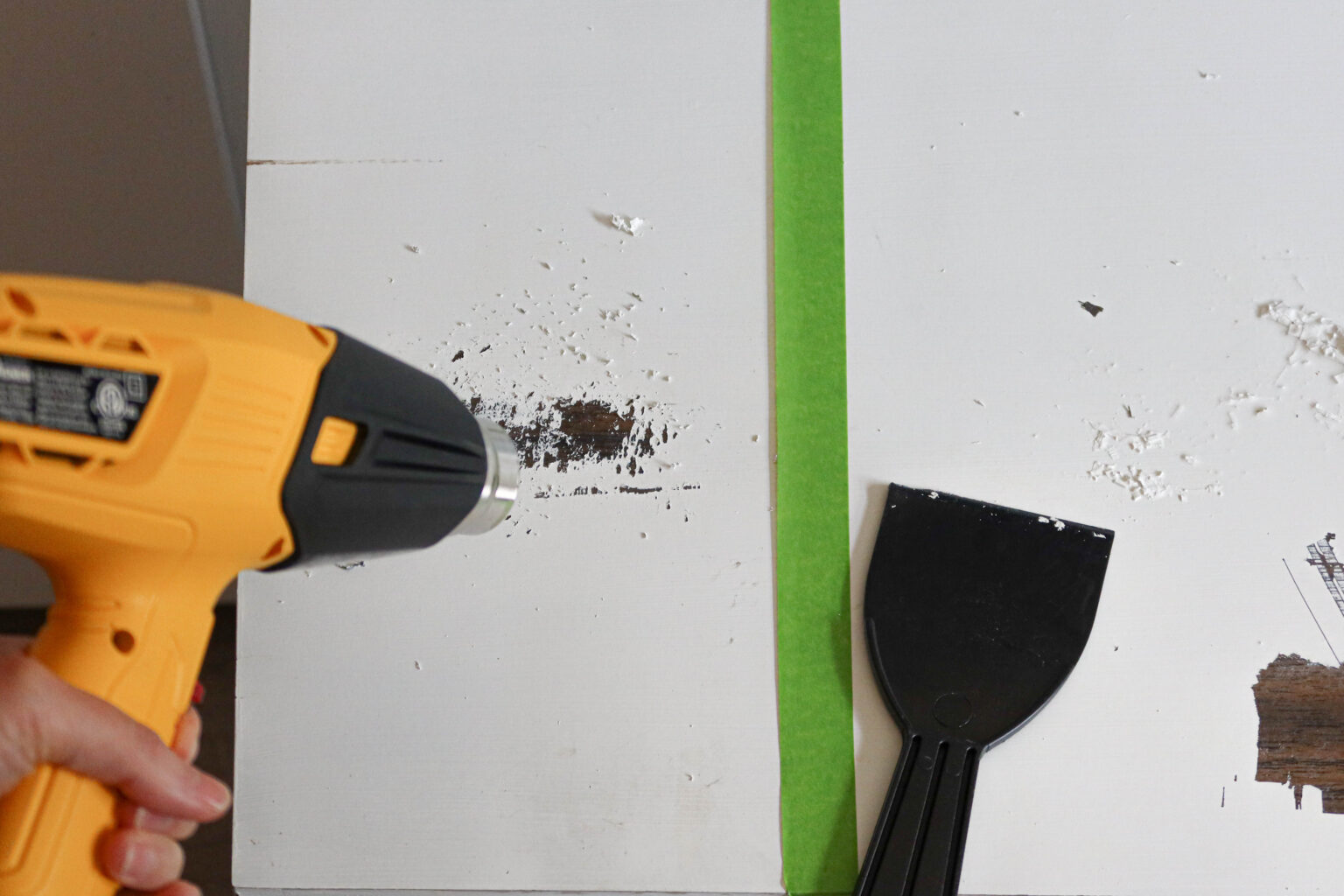 Get paint off Wood with Citristrip, Vinegar, Heat Gun and EasyOff