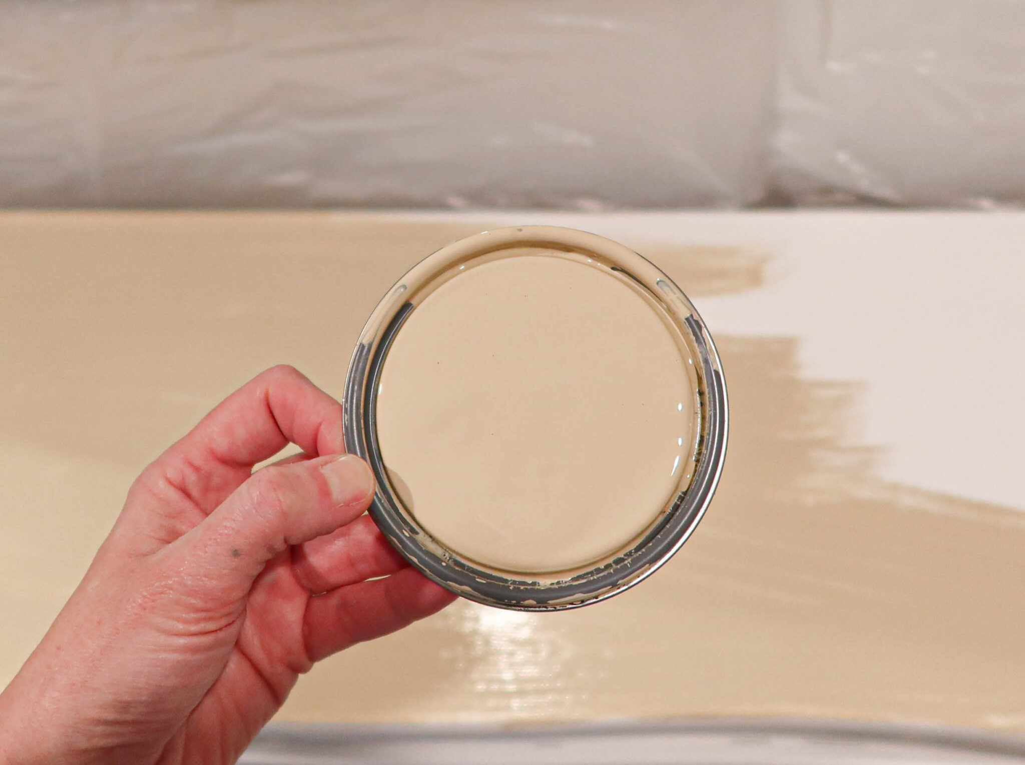 Tinting Polyurethane with dye and paint to create a custom color finish