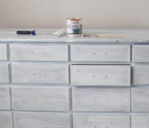 Valspar cabinet and furniture paint 
