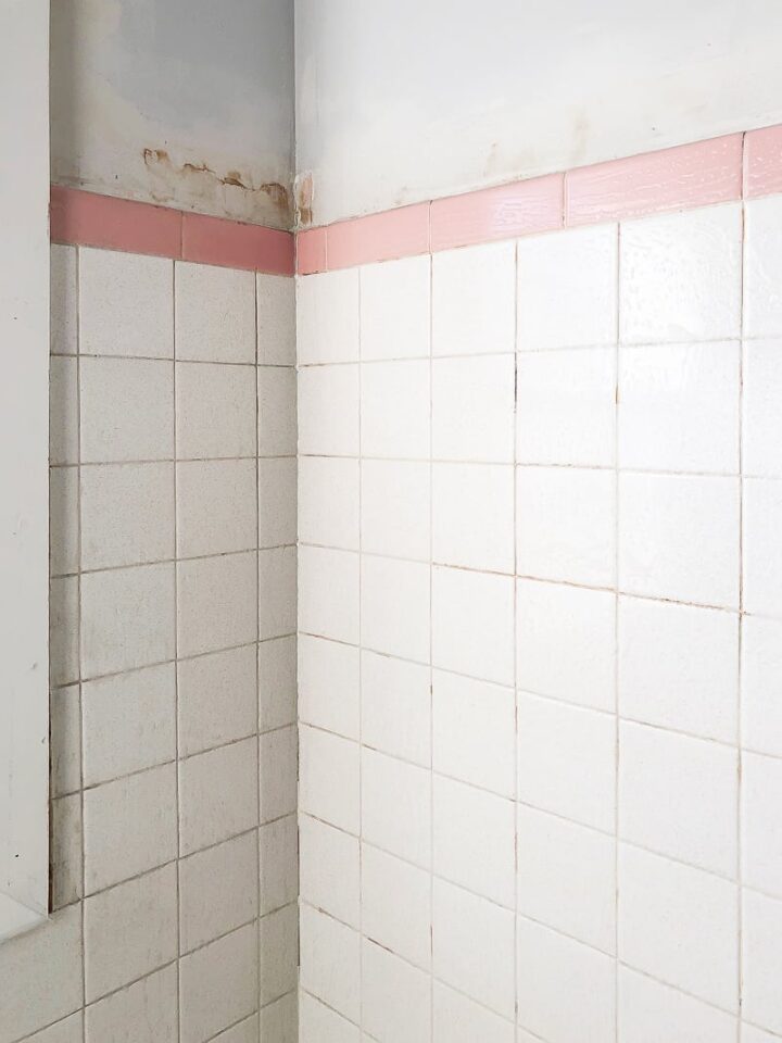 15 Awesome Painted Tile Tutorials that Make Painting Tile Easy