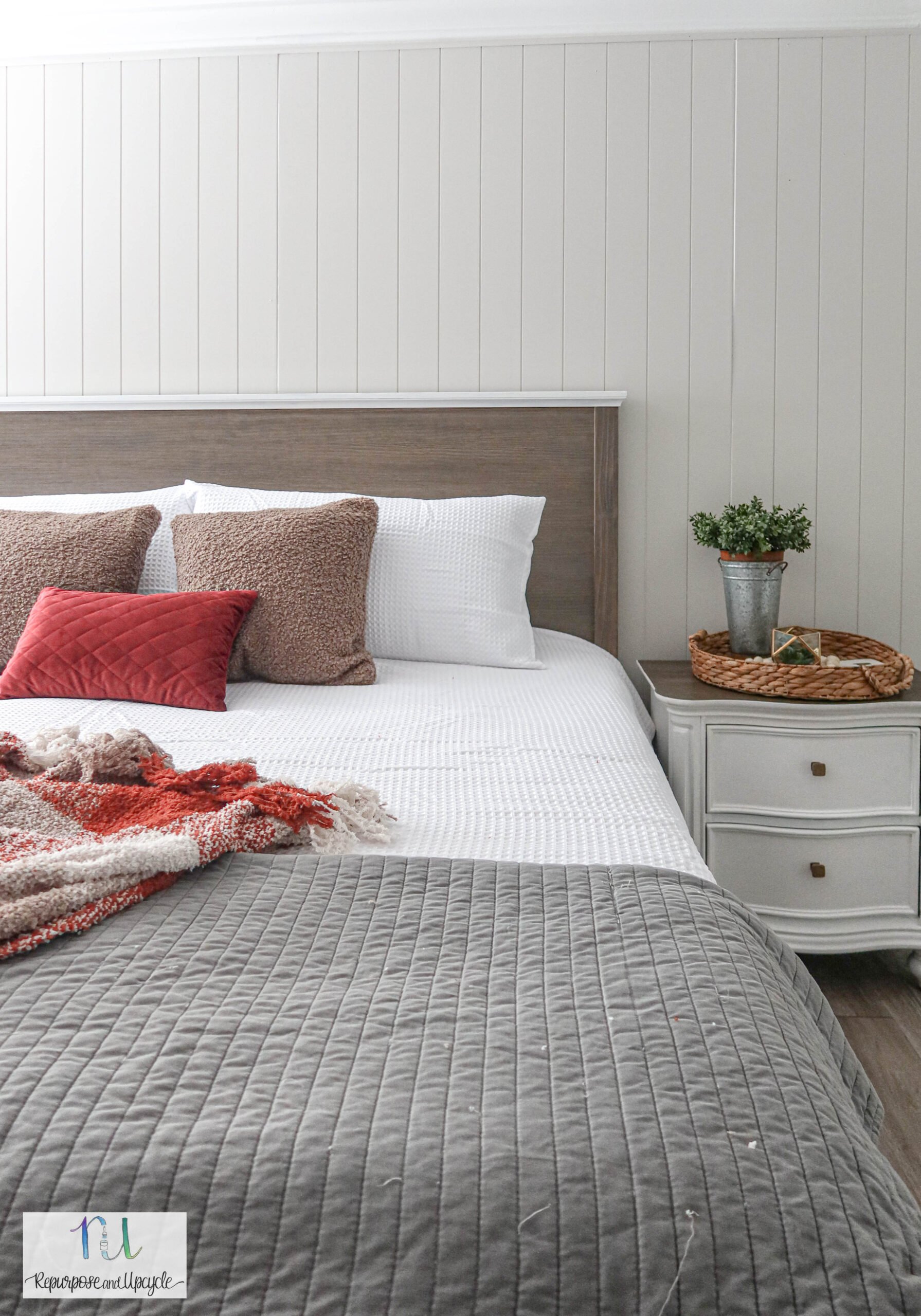 cottage style bedroom with Shiplap paneling sheets