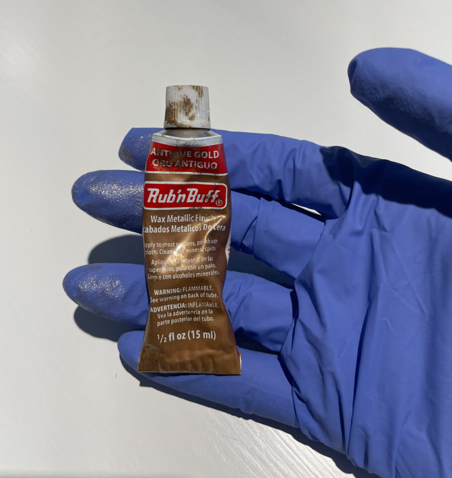 Best Gold Paint for Wood