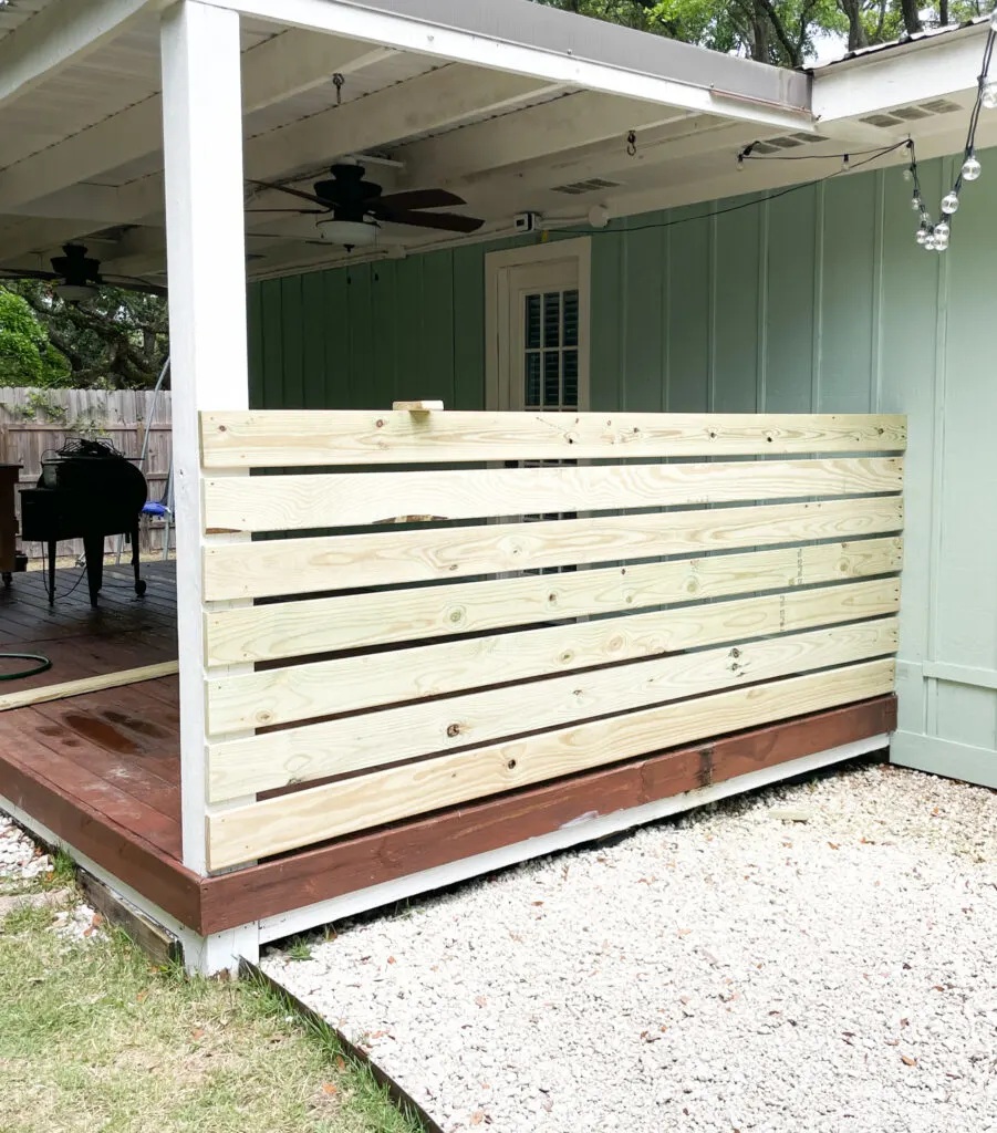 outdoor wood privacy screen
