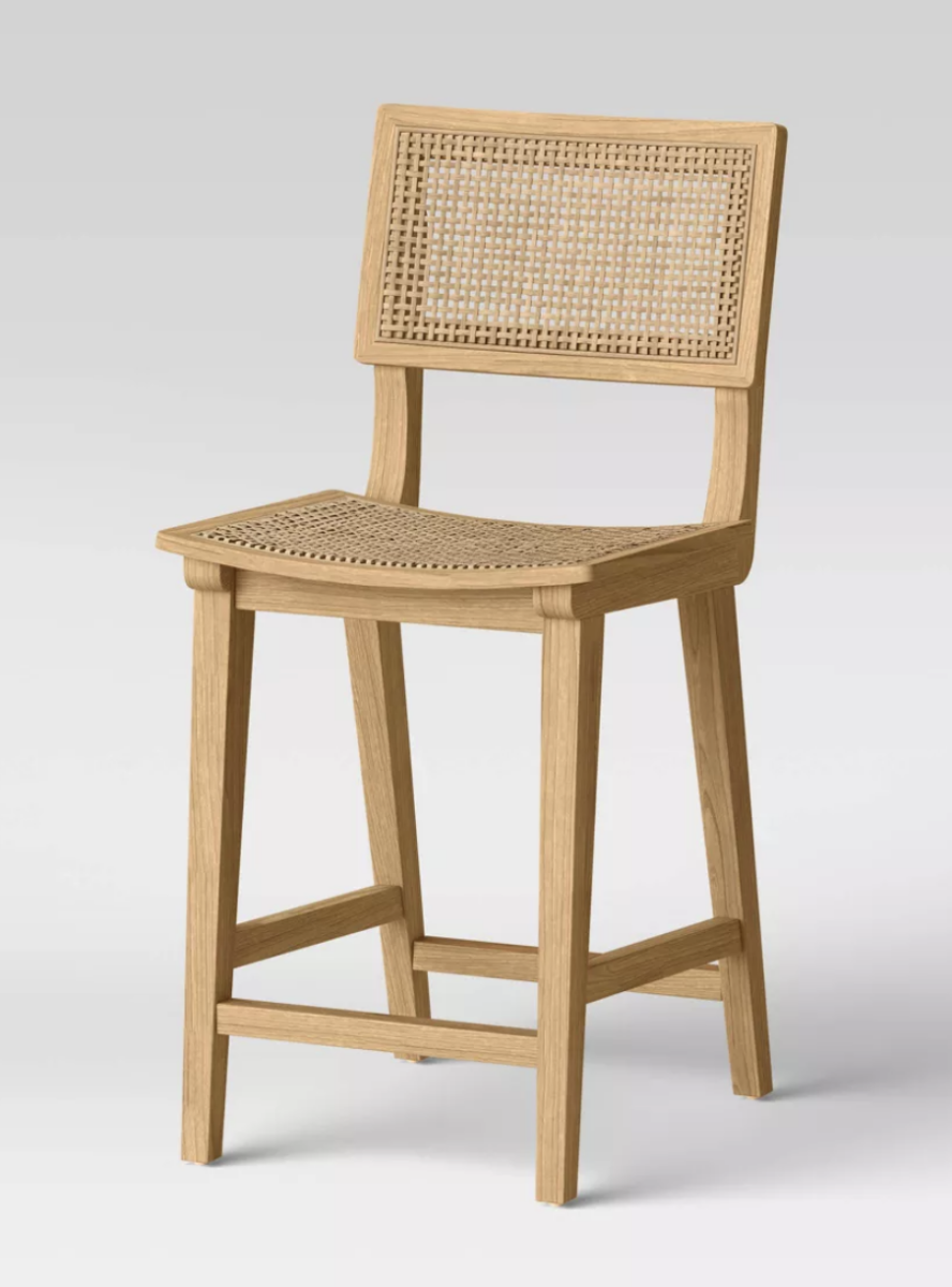 Budget Friendly Farmhouse Style Bar Stools with Backs