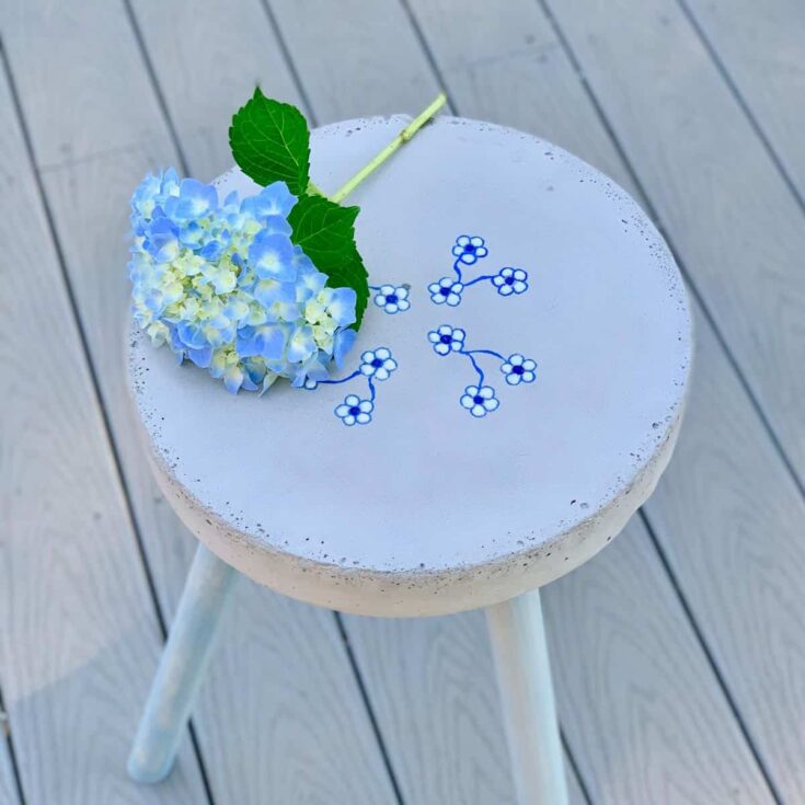 Image for Outdoor DIY Concrete Side Table